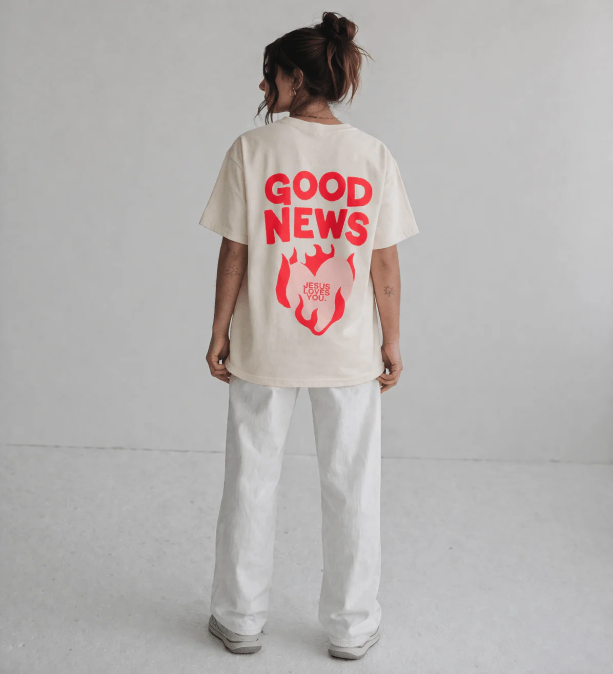 NEW || "Good News" Tee || Sand